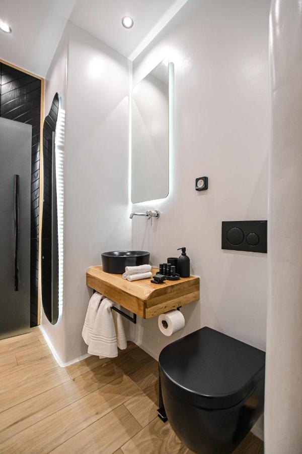 Mythos Luxury Suite Naxos City Екстер'єр фото