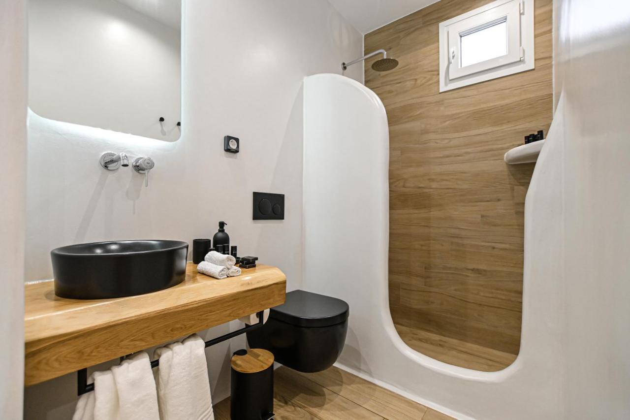 Mythos Luxury Suite Naxos City Екстер'єр фото